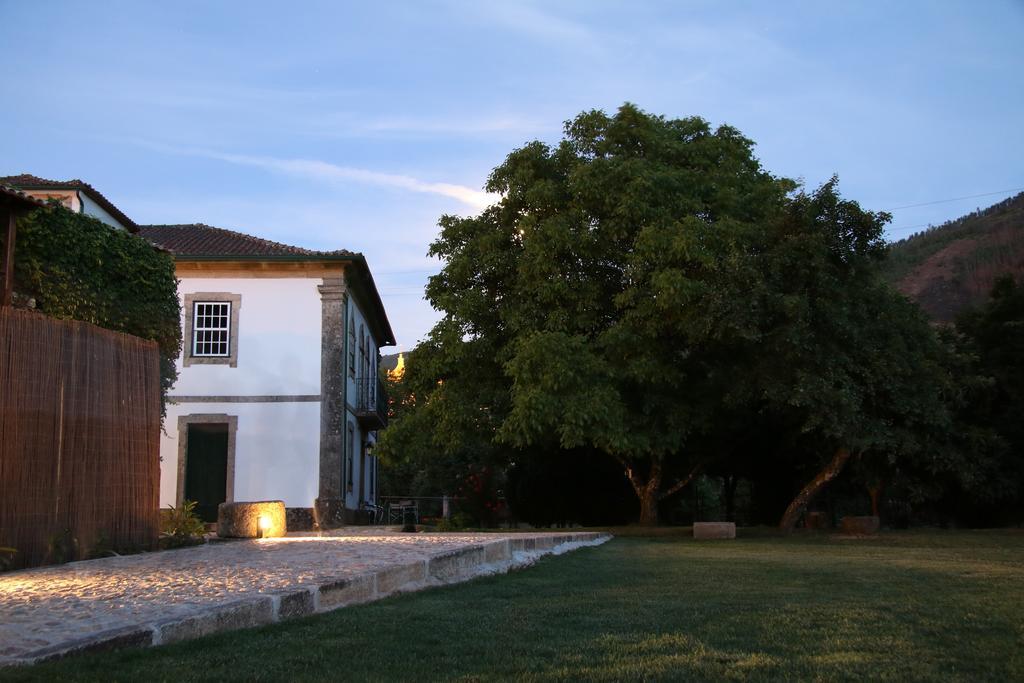 Casa De Baixo - Nature Hotel Alvoco das Várzeas Kültér fotó