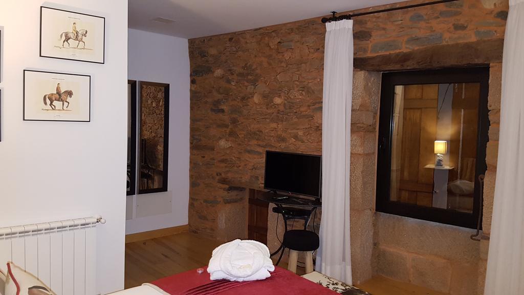 Casa De Baixo - Nature Hotel Alvoco das Várzeas Kültér fotó